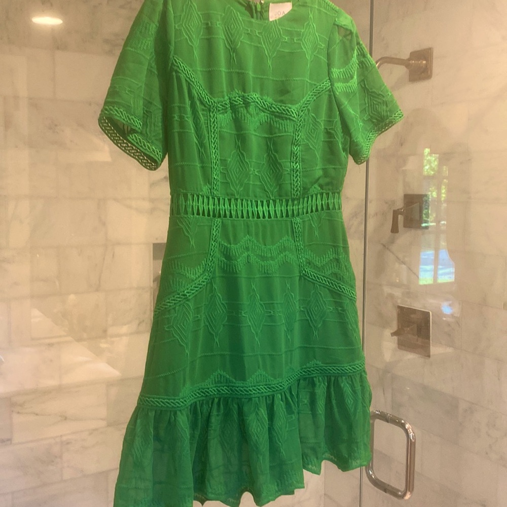 Beautiful green J.O.A size medium dress!